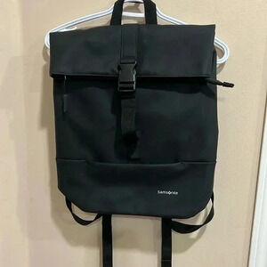 (5)  samsonite backpack/ travel bag